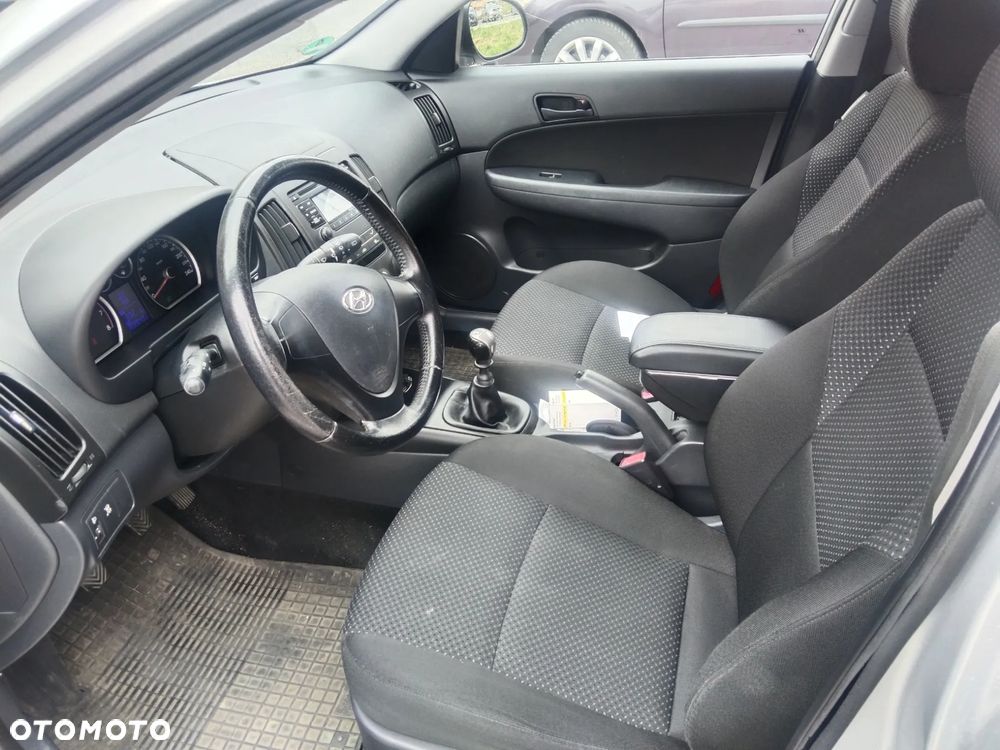 Hyundai i30 1.4 Edition Plus - 4