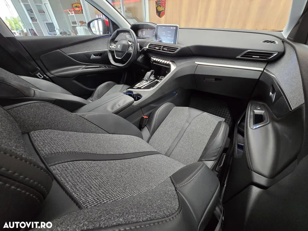 Peugeot 3008 - 16