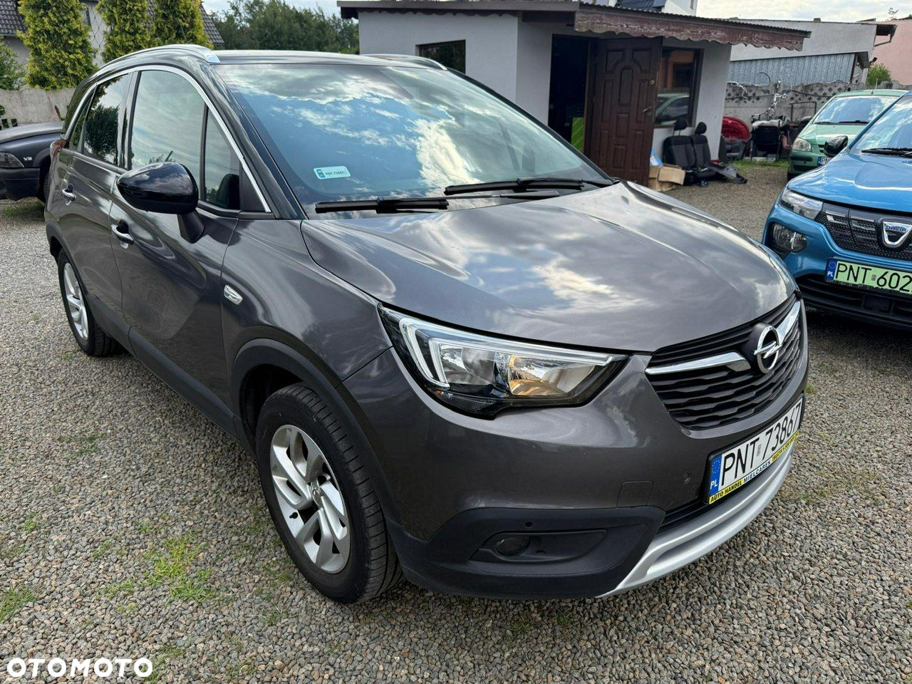 Opel Crossland X - 2