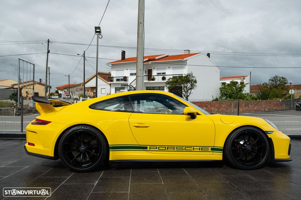 Porsche 911 Série F - 2