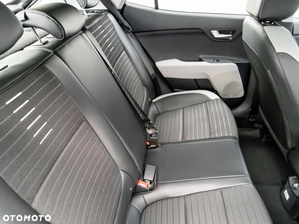 Kia Stonic 1.2 L - 17