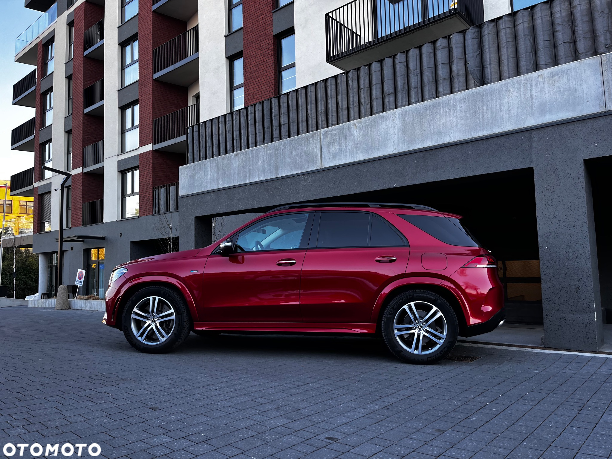 Mercedes-Benz GLE Coupe 350 e 4-Matic Premium Plus - 2