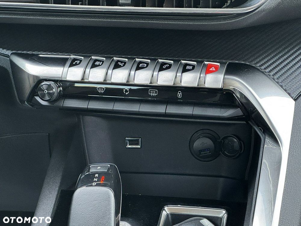Peugeot 5008 - 30