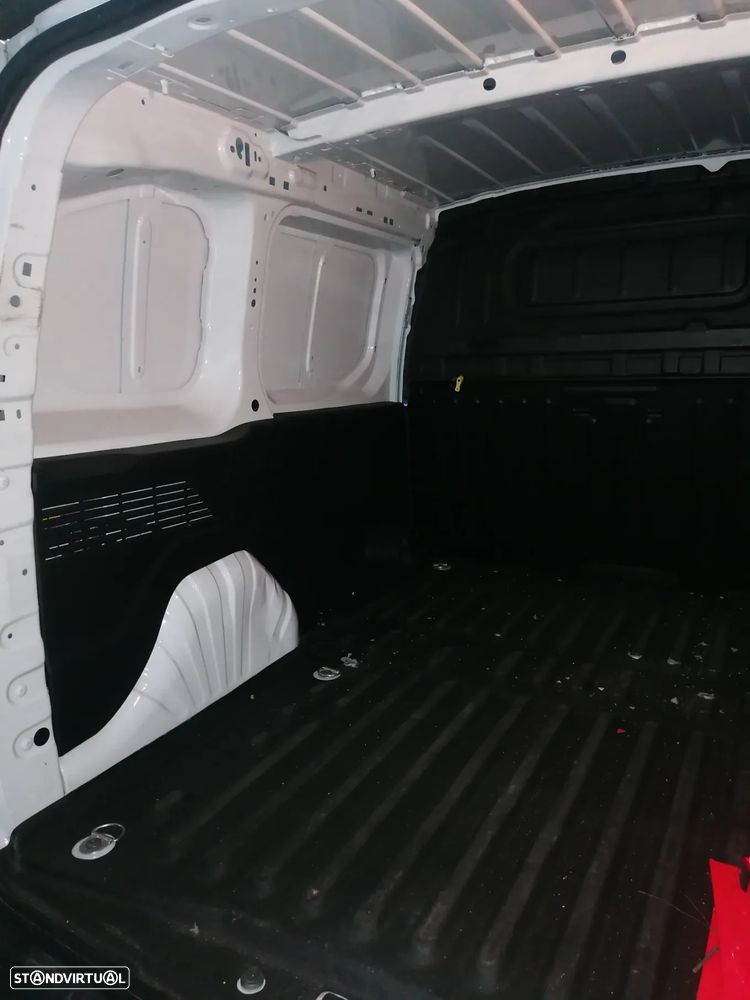 Peugeot Partner - 16