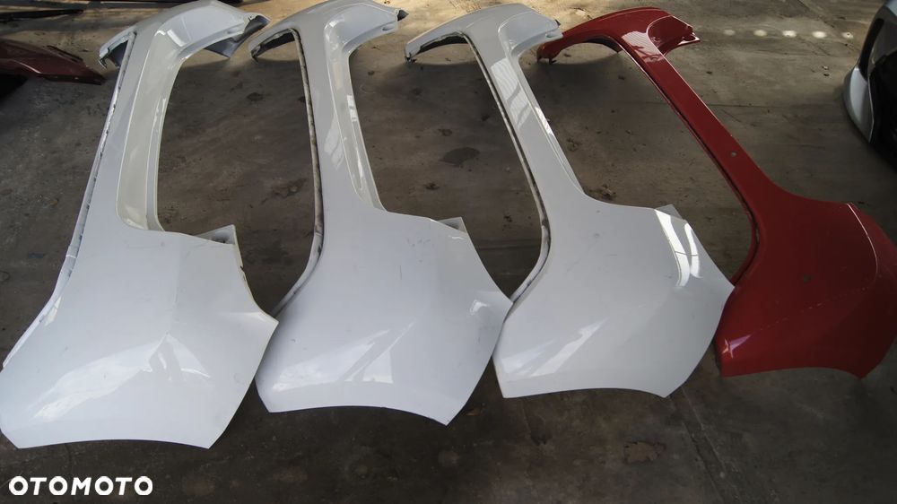 ZDERZAK TYL TYLNY TOYOTA YARIS 4 IV 19- - 2