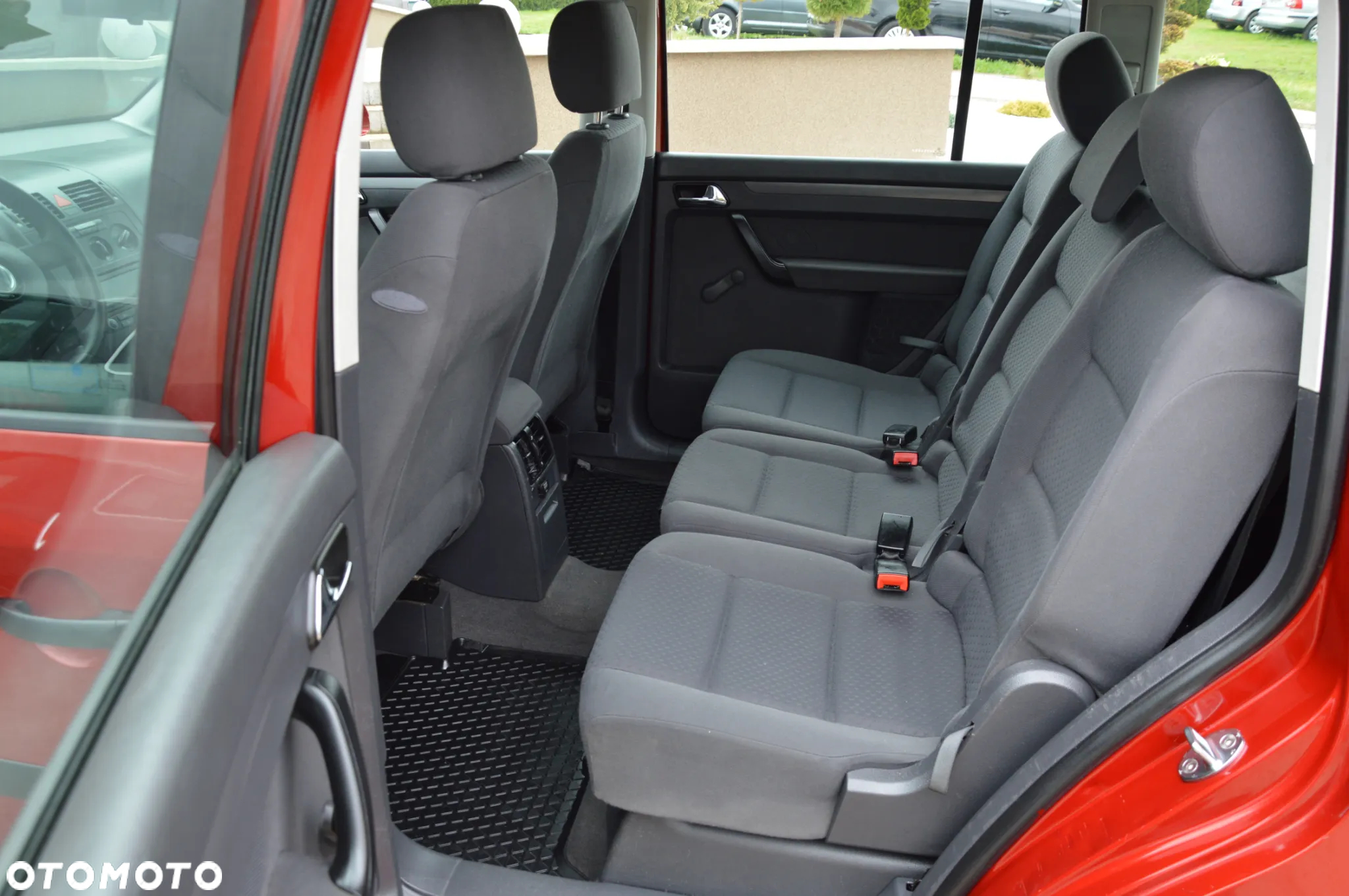 Volkswagen Touran 1.9 TDI Basis - 13