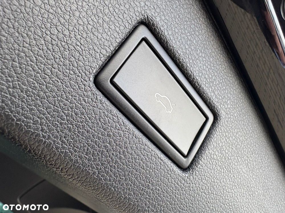Volkswagen Tiguan - 20