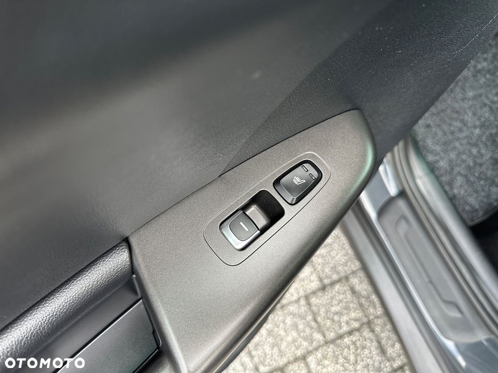 Kia Sportage 1.6 CRDI Black Edition 2WD - 27