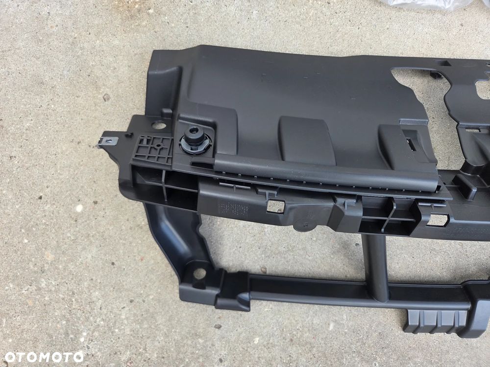 Wzmocnienie górne pas przedni Peugeot 308 T9 LIFT  9817230777   NOWE - 2