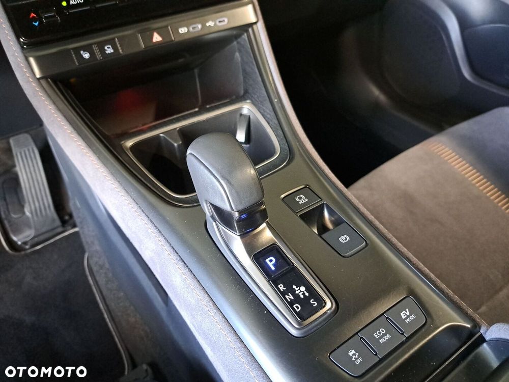 Lexus LBX 1.5 Hybrid Cool - 28