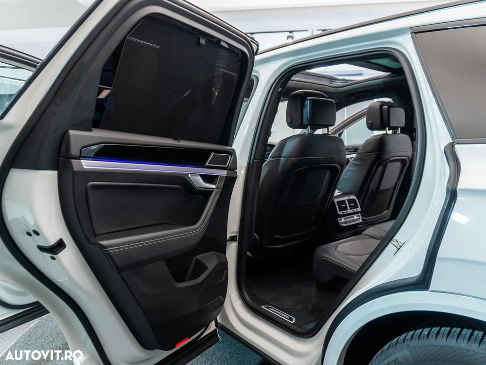 Volkswagen Touareg 3.0 V6 TDI 4Motion DPF Automatik R-Line - 23