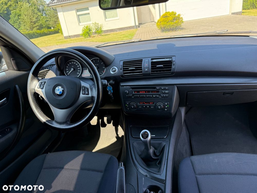 BMW Seria 1 - 12