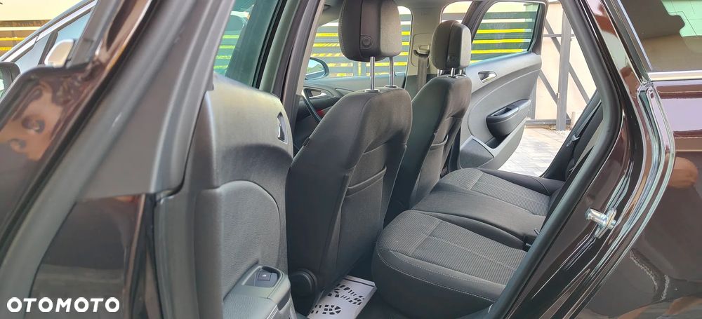 Opel Astra 1.4 Turbo Exklusiv - 29