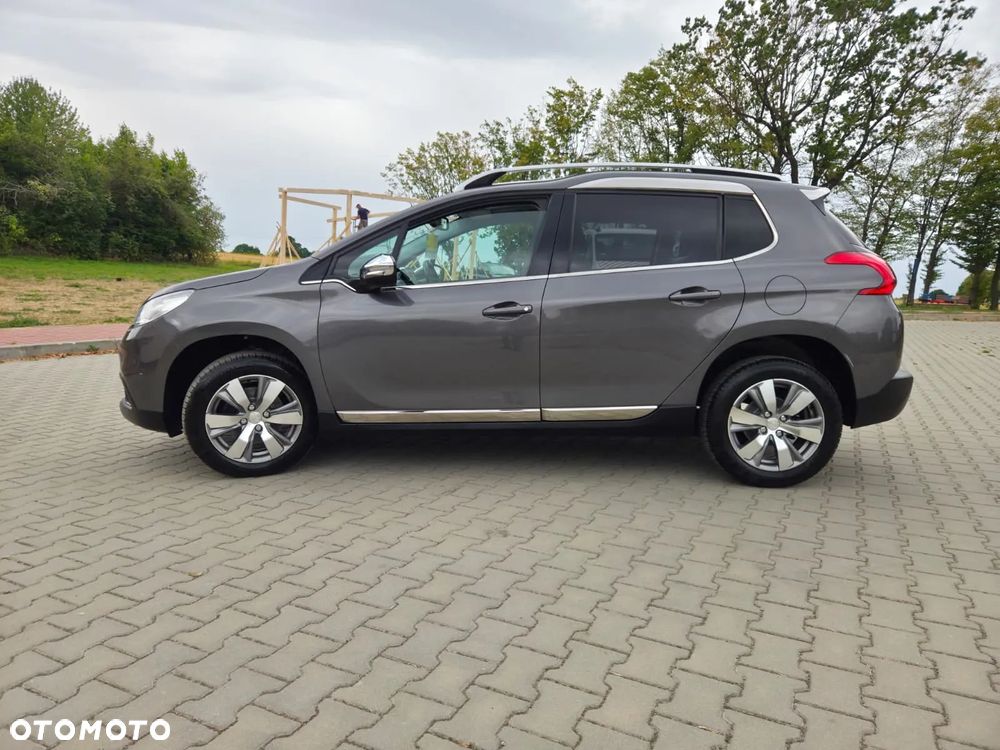 Peugeot 2008 1.6 e-HDi Allure S&S - 10