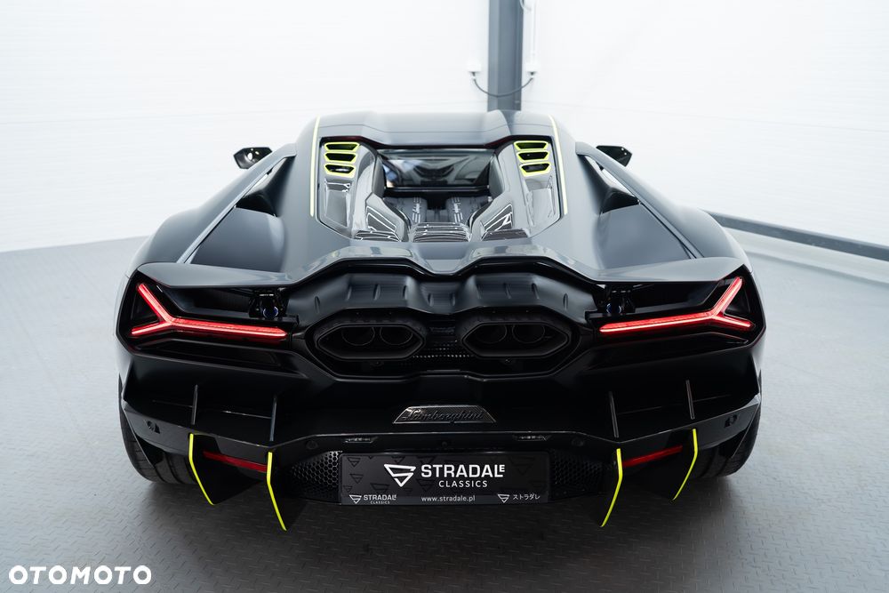 Lamborghini Revuelto - 3