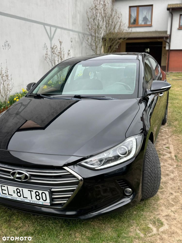 Hyundai Elantra 1.6 Comfort - 35