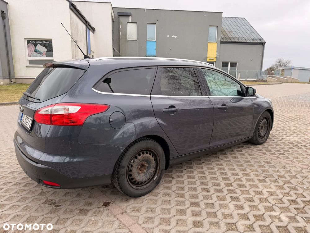 Ford Focus 1.6 TDCi DPF Titanium - 4
