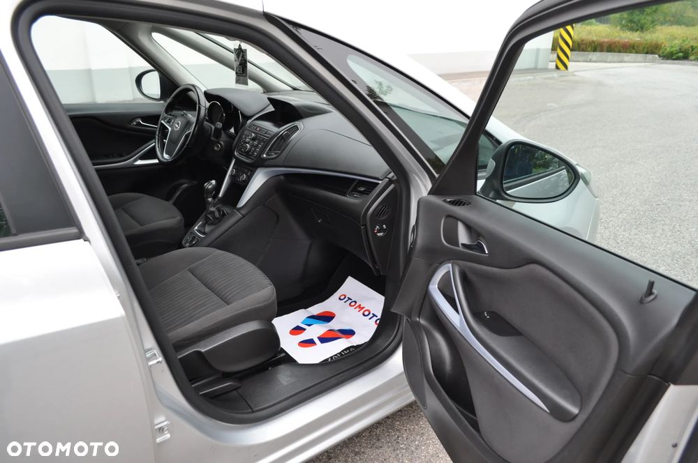 Opel Zafira Tourer 1.4 Turbo Edition - 14