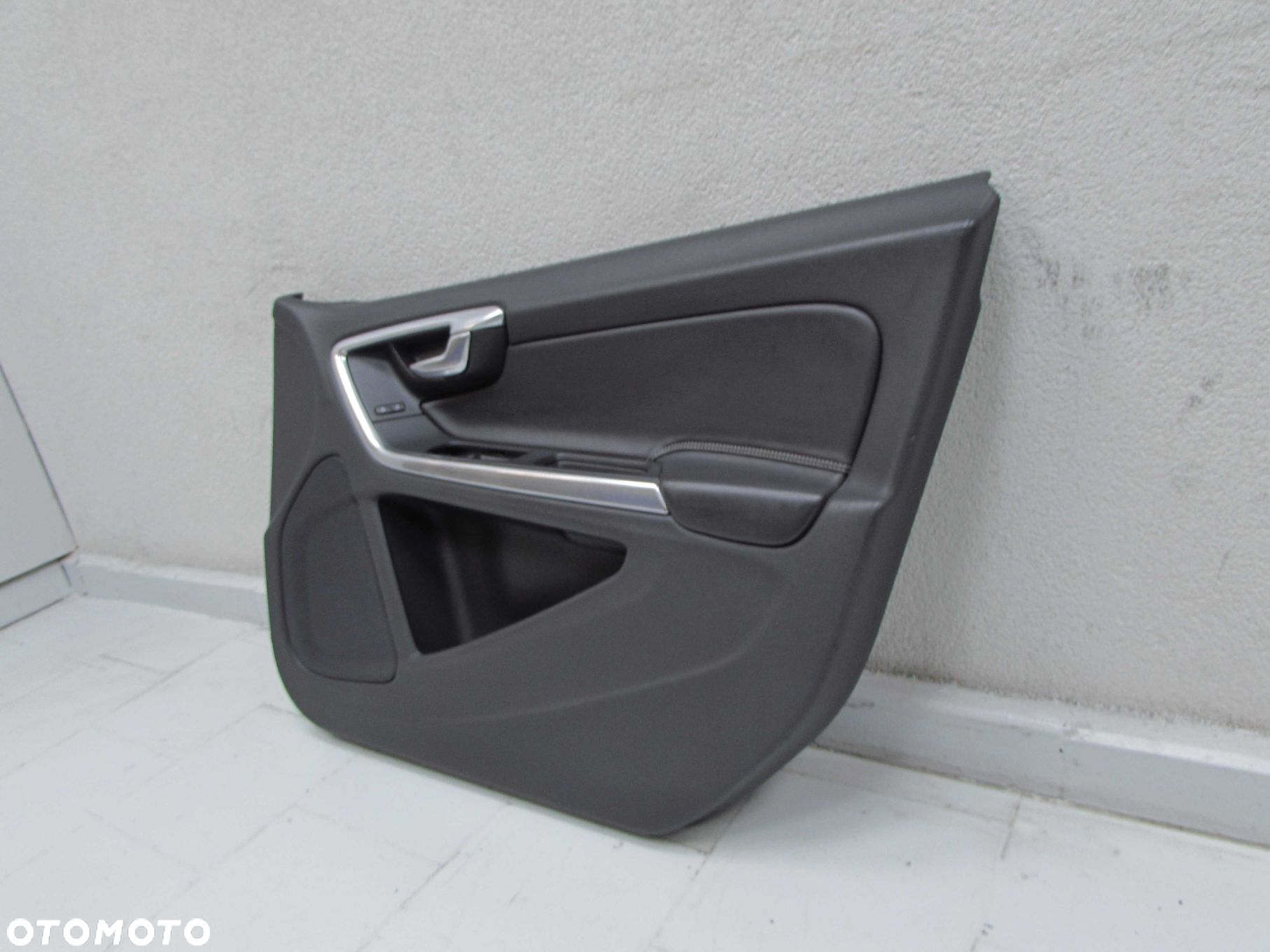 VOLVO S60 II V60 R DESIGN 10-17 TAPICERKA BOCZEK DRZWI PRAWY PRZOD SKORA 3539682Y2R - 2