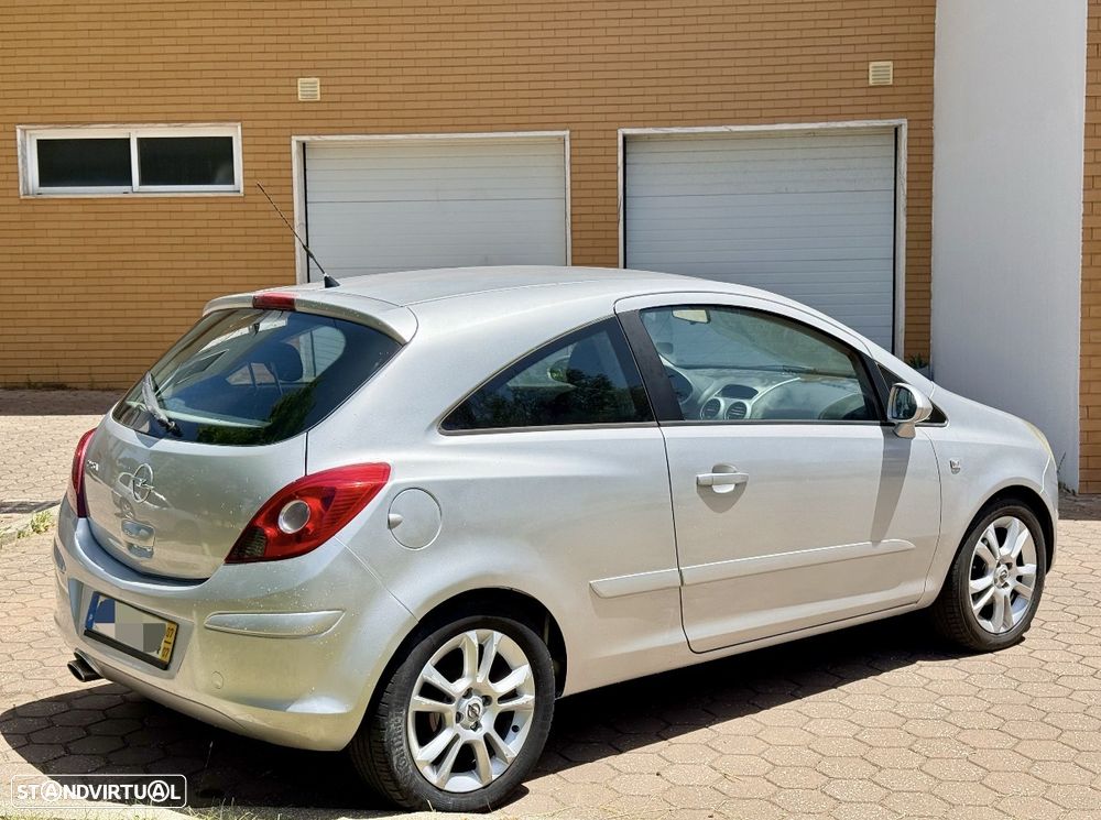 Opel Corsa 1.2 16V Enjoy - 5
