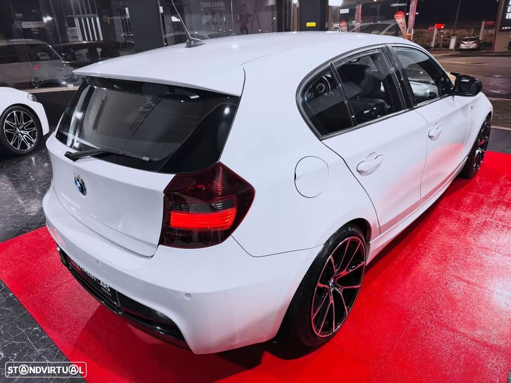 BMW 118 d Pack M - 24