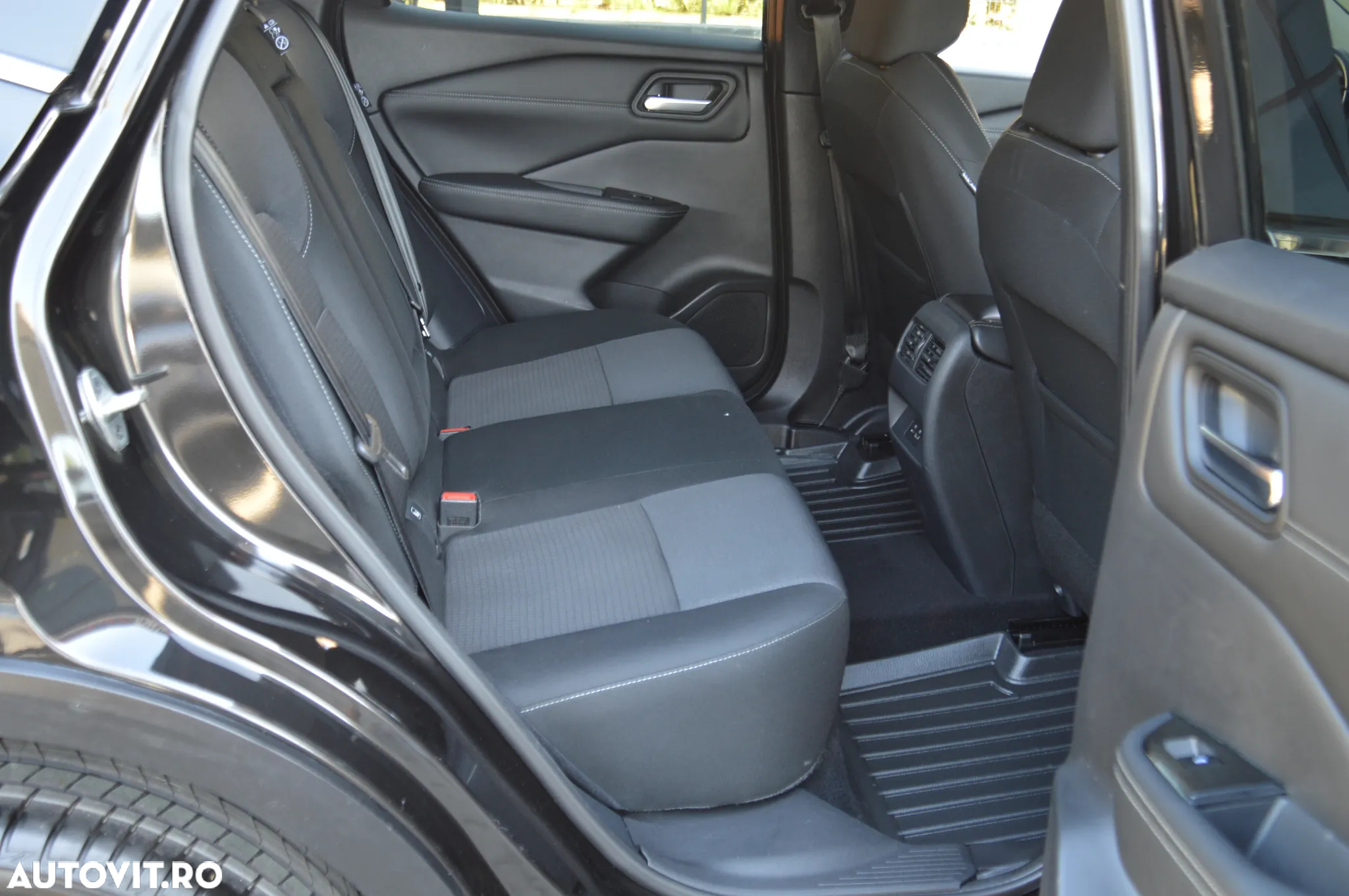Nissan Qashqai 1.3 DIG-T MHEV Xtronic N-Connecta - 13