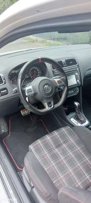 Volkswagen Polo 1.4 TSI GTI DSG - 9