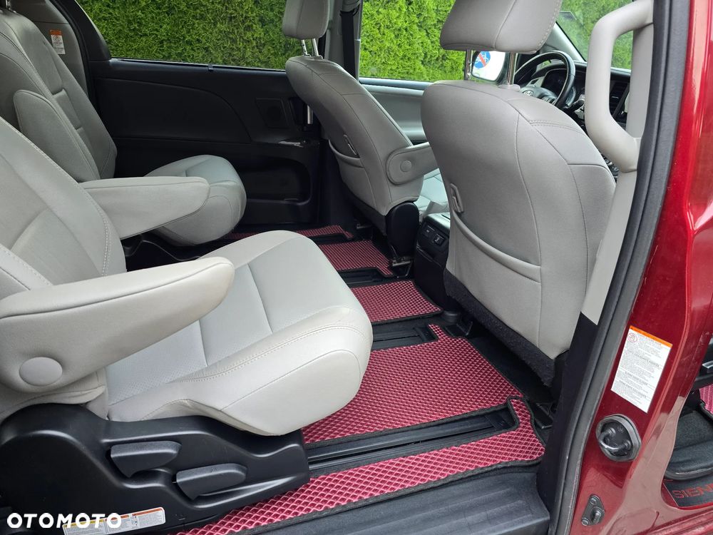 Toyota Sienna 3.5 V6 Limited AWD - 12