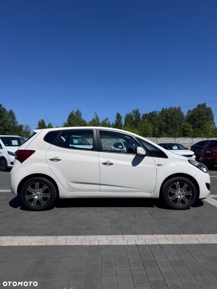 Hyundai ix20 - 8