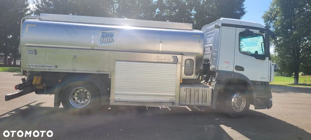 Mercedes-Benz Antos - 17