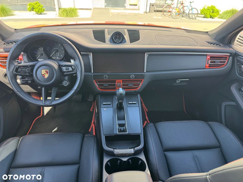 Porsche Macan T - 3