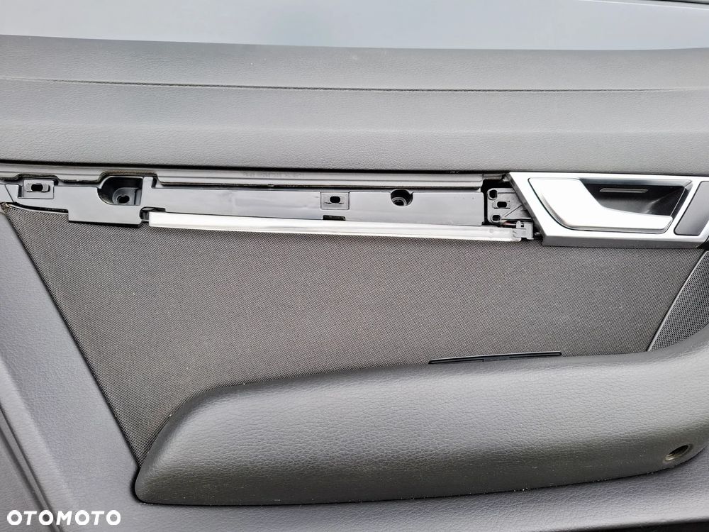Boczki Drzwi Komplet Czarne Ambiente Audi A6 C6 Kombi/Sedan - 24