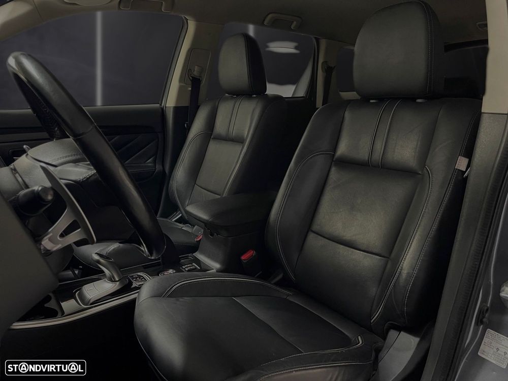 Mitsubishi Outlander 2.0 Intense Navi - 15