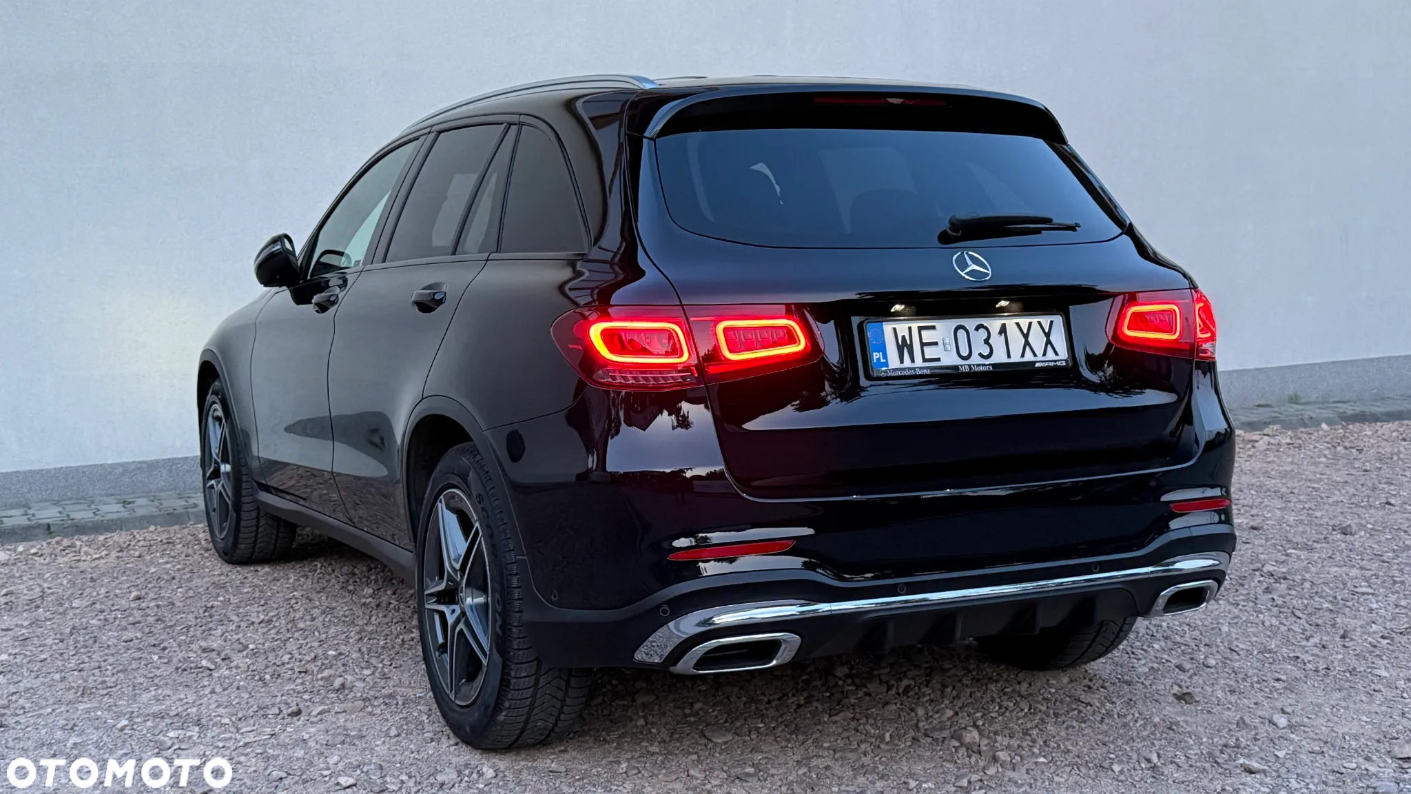 Mercedes-Benz GLC - 21