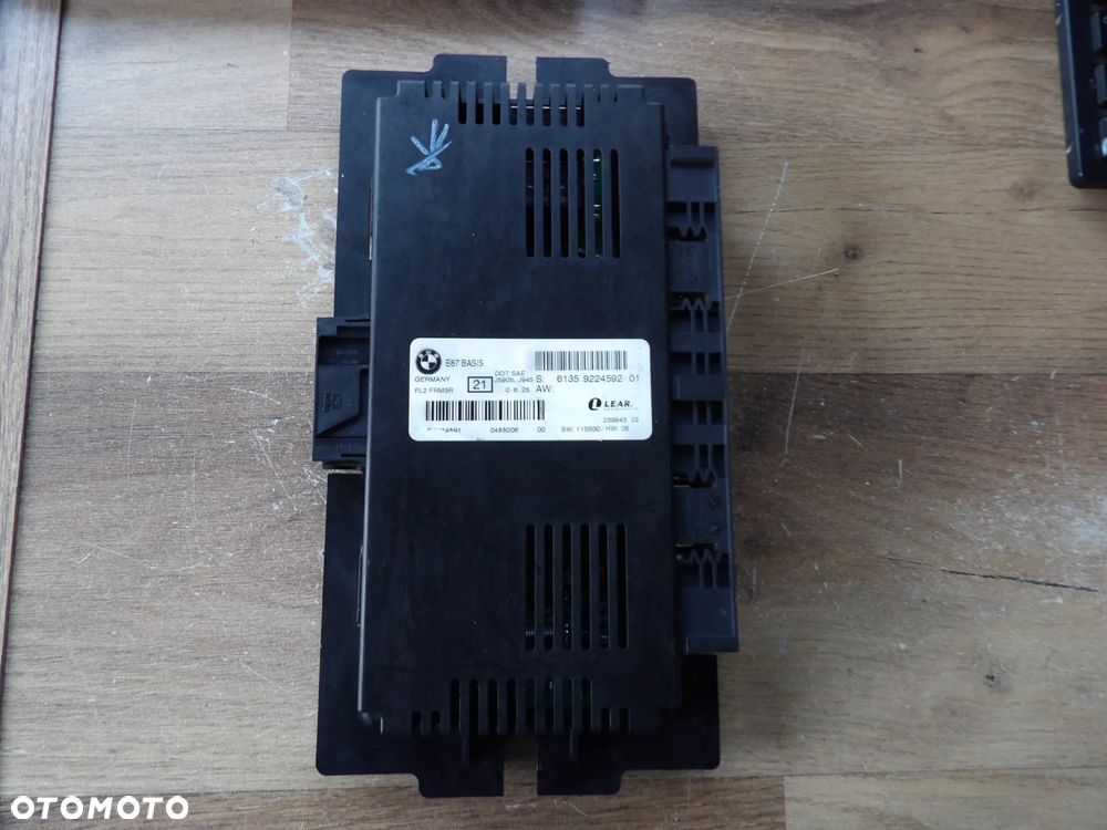 BMW - E87 - MODUŁ , STEROWNIK ŚWIATEŁ - 9224592 - 1