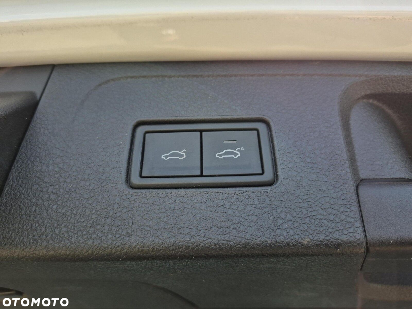Volkswagen Passat 2.0 TDI Business DSG - 17