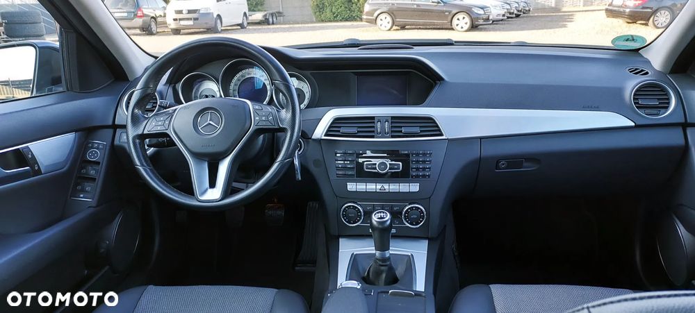 Mercedes-Benz Klasa C - 37