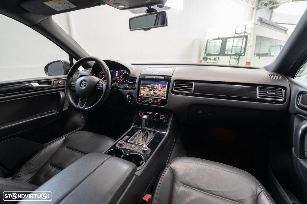 VW Touareg 3.0 TDI V6 Top Tiptronic - 2