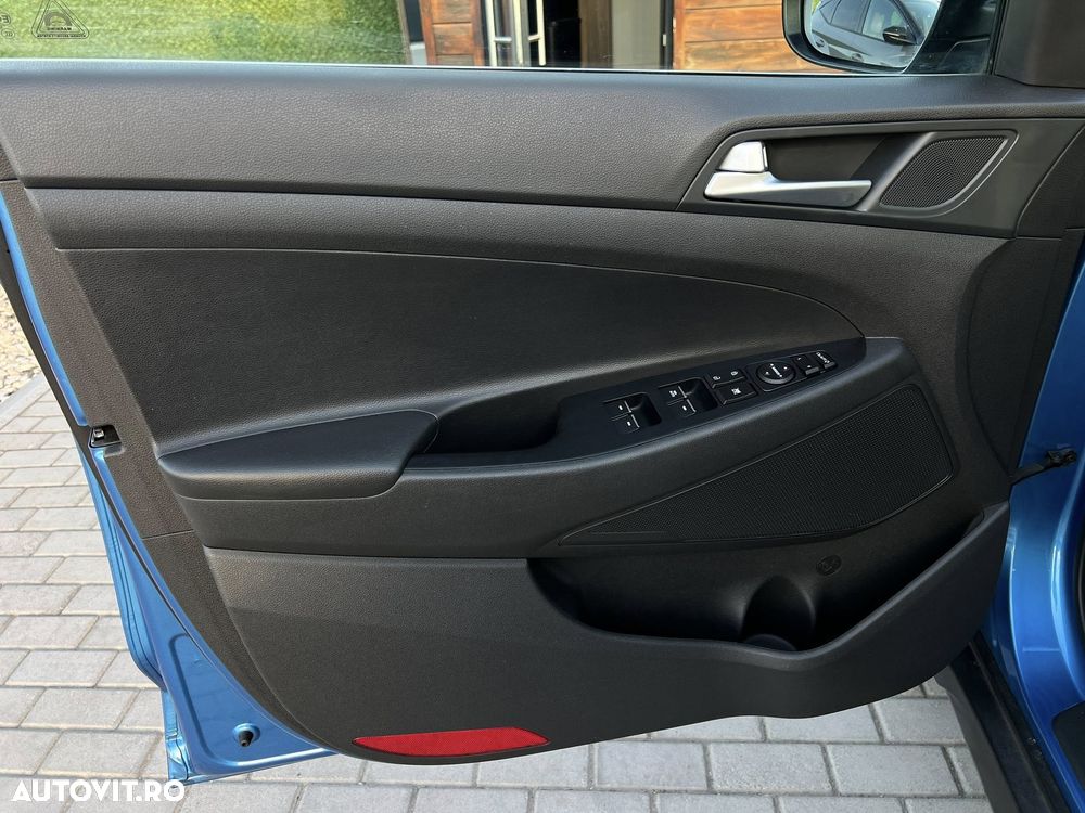 Hyundai Tucson 2.0 CRDI 4WD Automatik Premium - 22