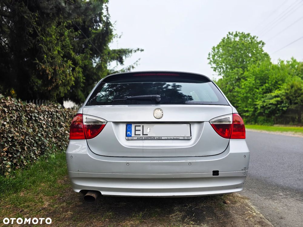 BMW Seria 3 318d - 6