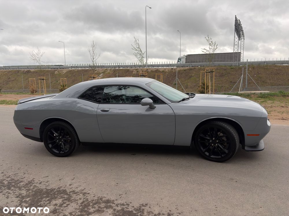 Dodge Challenger 3.6 GT AWD - 36
