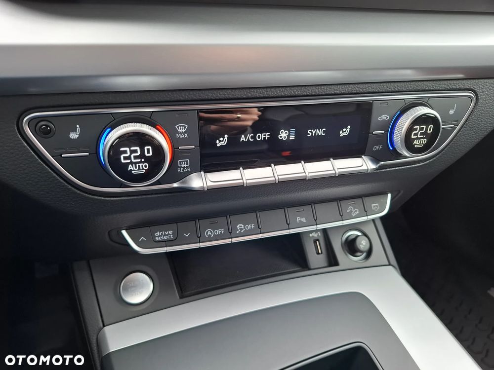 Audi Q5 Sportback - 15