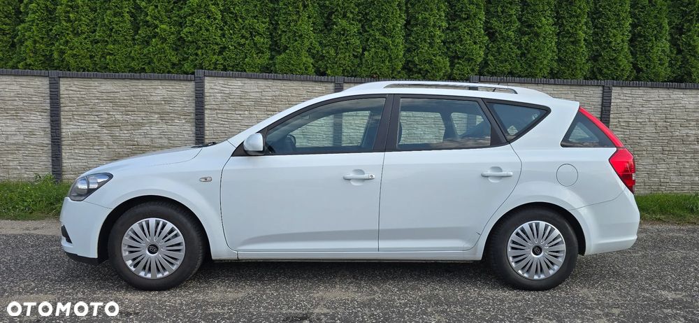 Kia Ceed 1.4 Comfort - 13