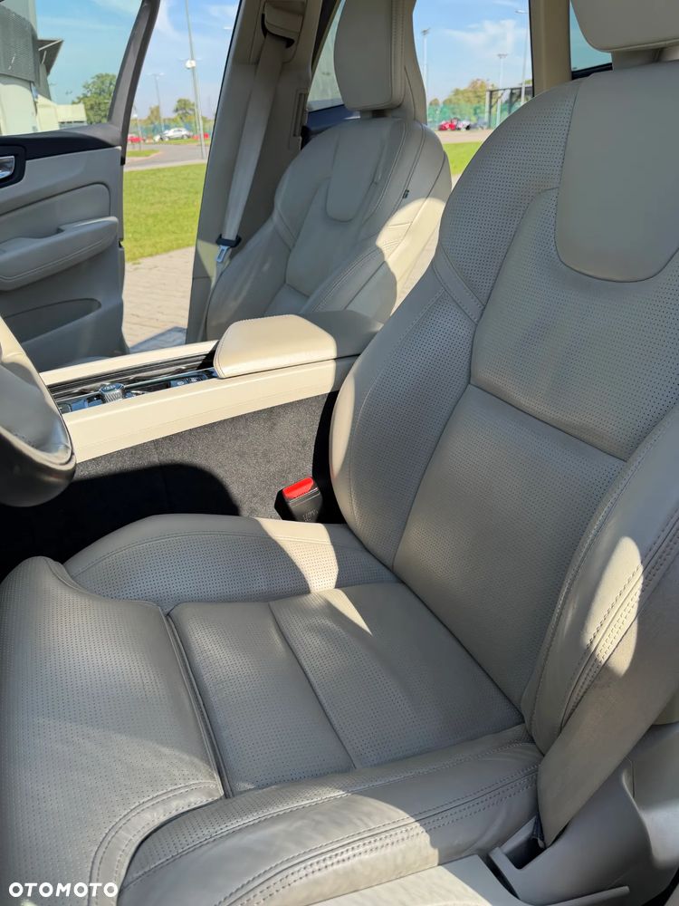 Volvo XC 60 B5 D AWD Inscription - 16