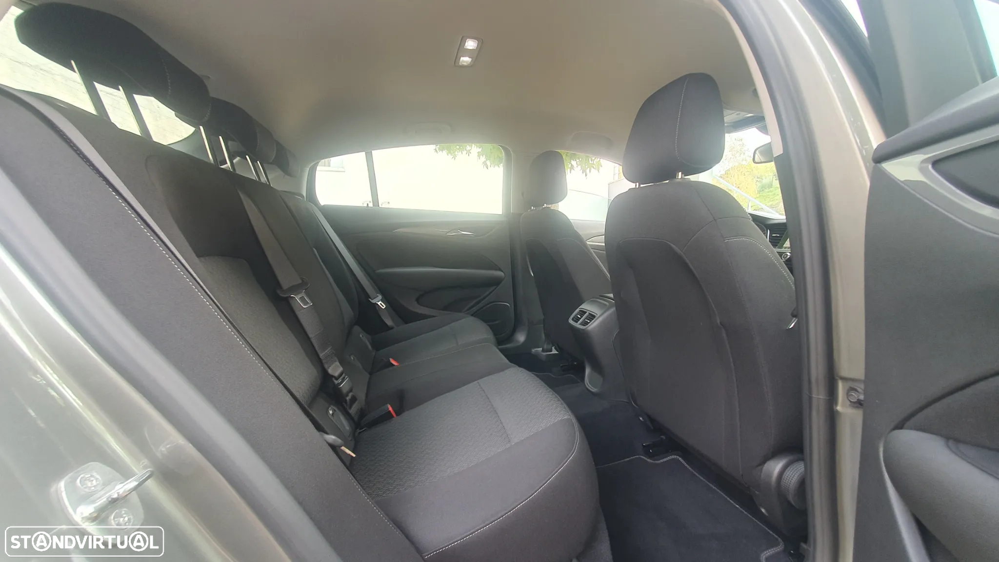 Opel Insignia Grand Sport 1.6 CDTi Business Edition - 26