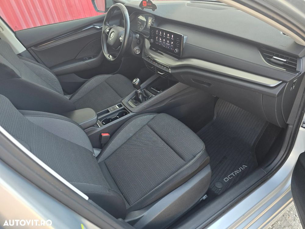 Skoda Octavia 2.0 TDI Ambition - 12