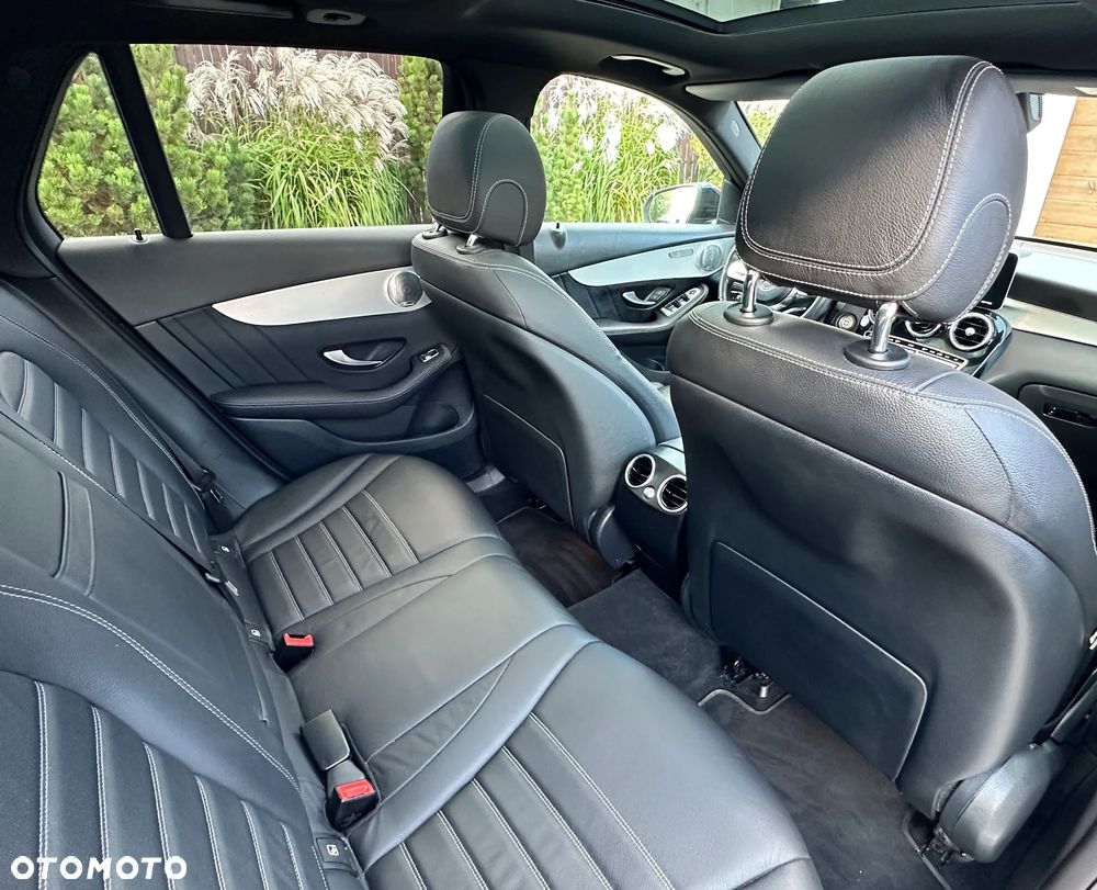 Mercedes-Benz GLC - 28