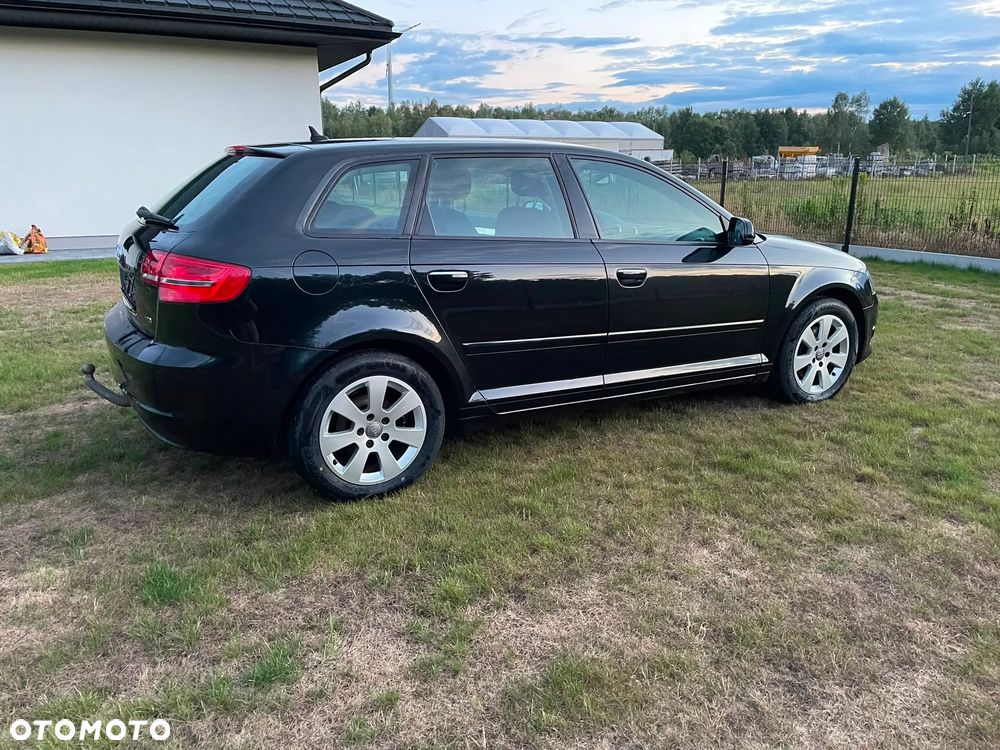 Audi A3 Sportback 2.0 TDI DPF Ambiente - 15