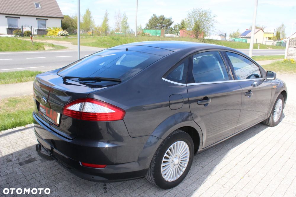 Ford Mondeo 2.0 Champions Edition - 6