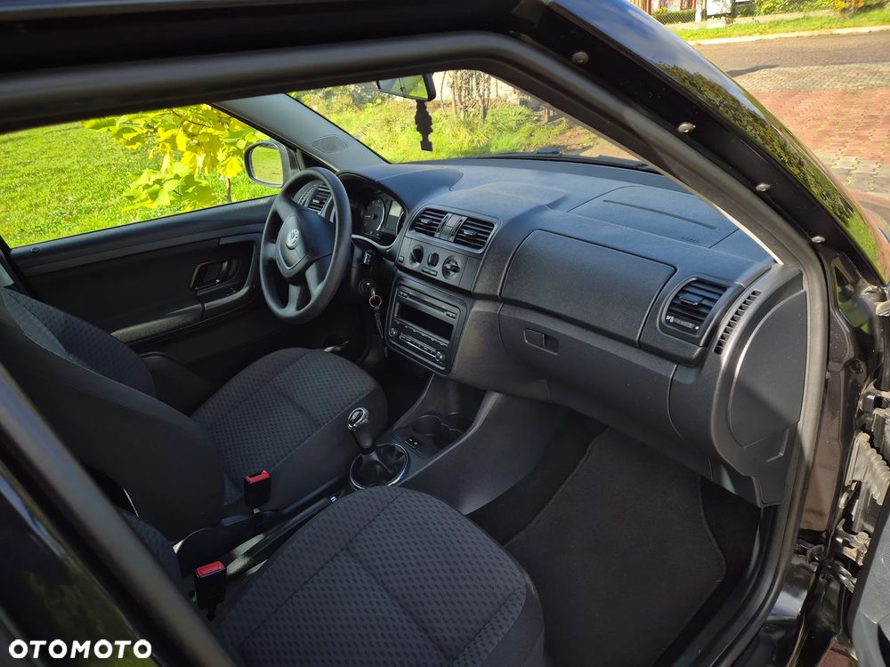 Skoda Fabia 1.2 HTP Ambition - 8